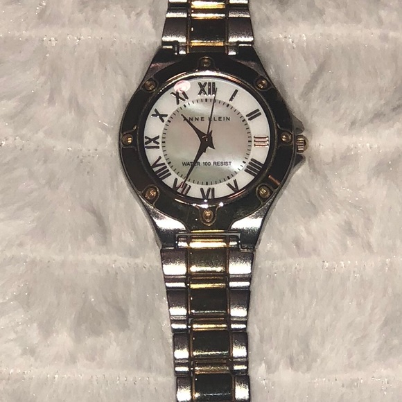 Anne Klein watch - Picture 2 of 6